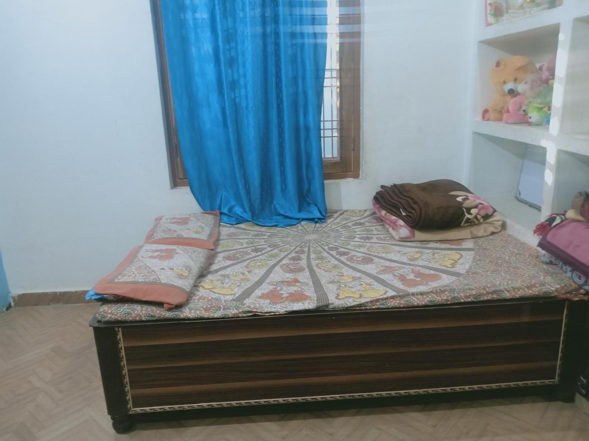 Saksham Guest House Jhusi Exterior foto